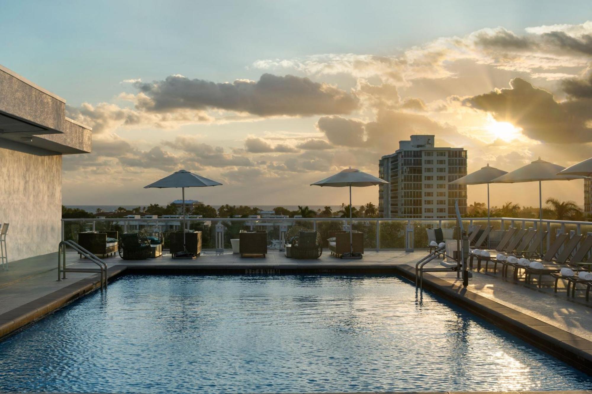 Courtyard By Marriott Delray Beach Hotel Exterior foto